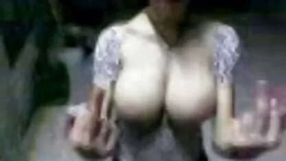 Slatki snovi video porn violent jedne nimfomanke postali su stvarnost i ona je doživjela orgazam