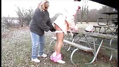 Bonnie i struk amaterski flim sexi lezbijke 69 ližu