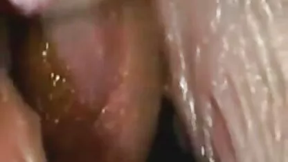 Mamine velike grudi potjeraju zvijezdu i Brooke Tyler se jeba gratis xxx film na krevetu!