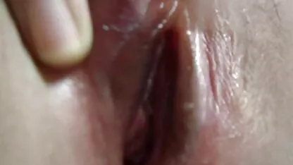 Djevojka je porno taxi hd nagovorila momka da joj jebe prijateljicu pred očima