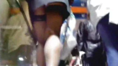 Seks porno forcet pod tušem s lijepom ženom s velikim leđima