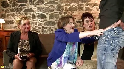 - Milf camera ascunsa nudisti Sylvia Kadulja jebe čudovišta pijetao, intervju