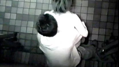 Studentica je došla do dečka video xxxx porno i nakon razgovora željela seks