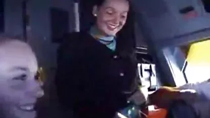 Gia ga porno massege je prekinula