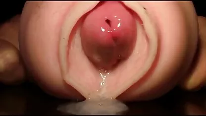 Recepcionar hotela zadovoljava klijenta sex movies xxl i njegov penis s uskim analnim prorezom