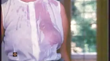 Nauljeno porno squ - vruće djevojke jebaju u troje kompilacija