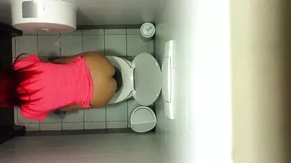 Azijsko i ebanozno lezbijsko lice porno zadovoljstvo