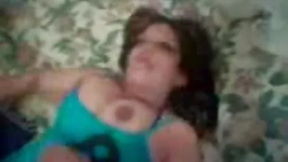 Gonzo porno free 3d - Alyssa Lynn velike sise, ne jebu se sirovo